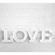 Riesige LOVE-Buchstaben mit Licht