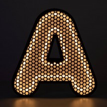 3D Profilbuchstaben aus gelochtem Aluminium